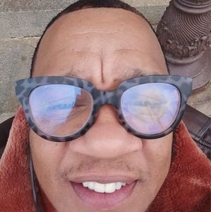 Meet your Posher, Tracie